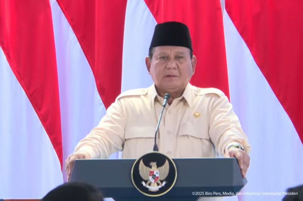 Hadiah Hardiknas, Prabowo Tegaskan 11.000 Sekolah segera Diperbaiki