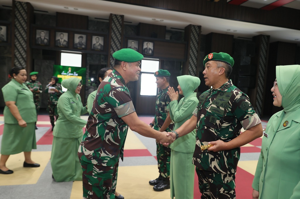 22 Perwira Tinggi TNI AD Naik Pangkat, 2 Mayjen Jadi Jenderal Bintang Tiga