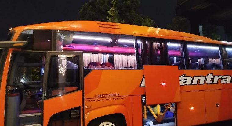 PT LIB Komentari Insiden Pelemparan Bus Persik: Memalukan!