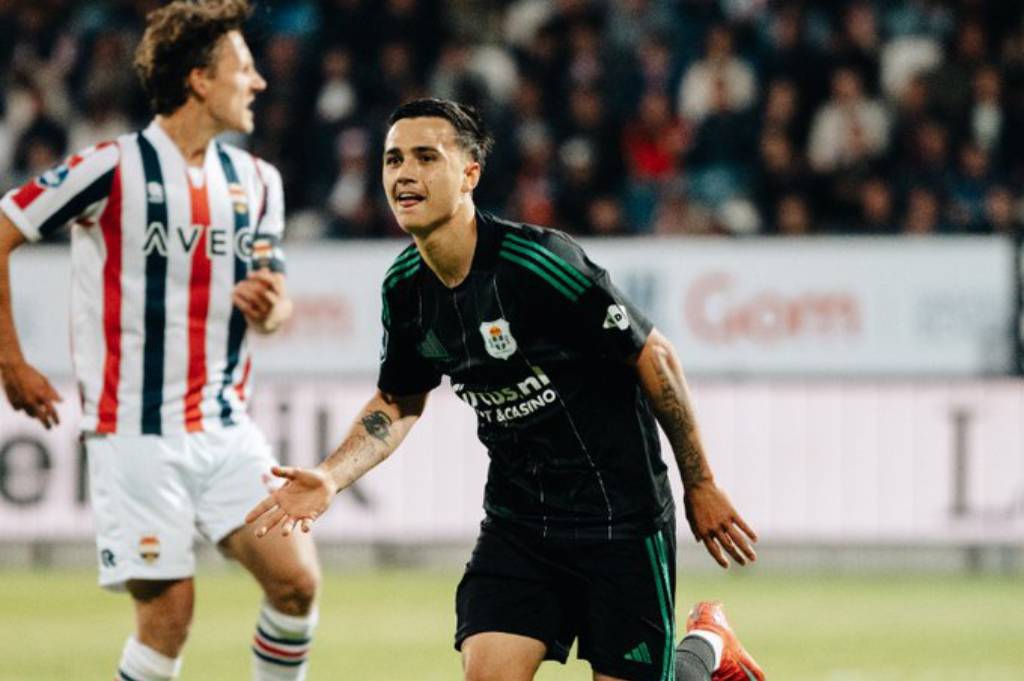 Eliano Reijnders Cetak Gol Kemenangan PEC Zwolle, Tak Sabar Tunggu Komentar sang Kakak