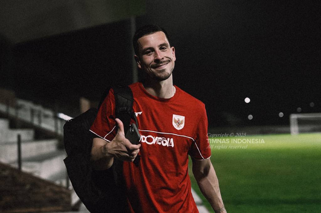 Gabung Persib, Thom Haye Resmi Jadi Pemain Termahal di Super League