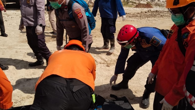 Update Jumlah Korban Tewas Longsor Gunung Kuda Cirebon Bertambah Jadi 21 Orang