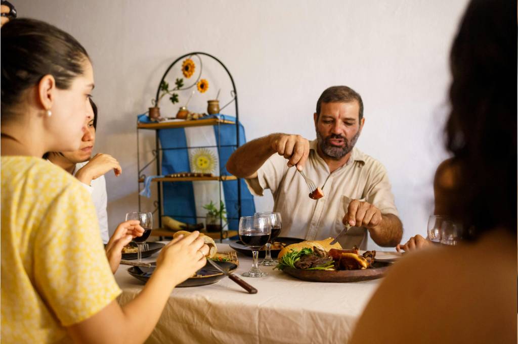 4 Tips Sehat Makan Daging Kurban saat Idul Adha, Anti-Kolesterol! 