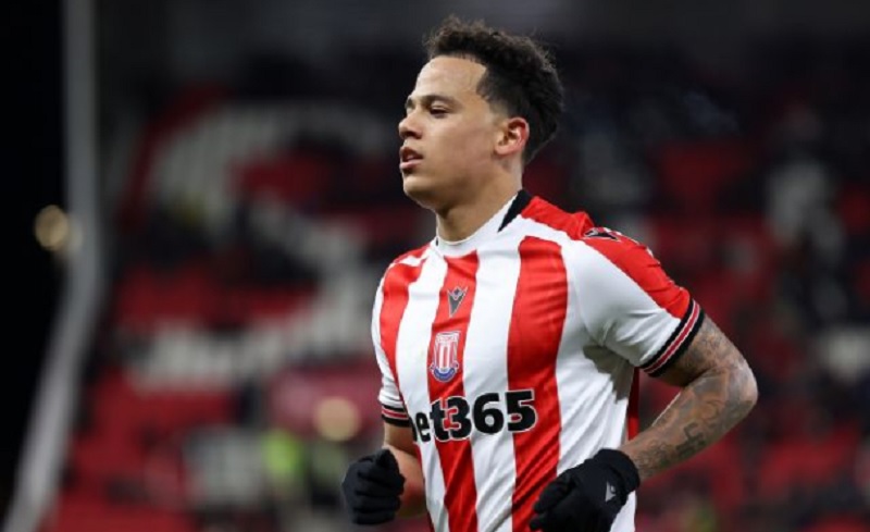 Winger Stoke City Million Manhoef Ungkap Alasan Belum Bela Timnas Indonesia meski Punya Darah Surabaya