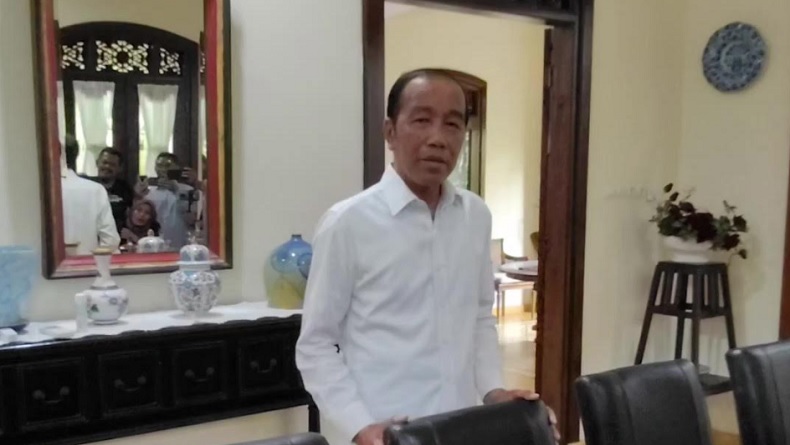 Dokter Tifa Sebut Jokowi Alami Sakit Berat: Autoimun Agresif Serang Ginjal?