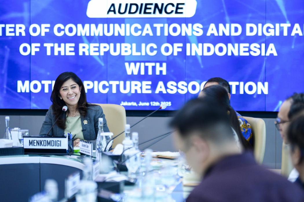 Menteri Meutya Hafid Minta Platform OTT Asing Tak Kuasai Pasar Indonesia