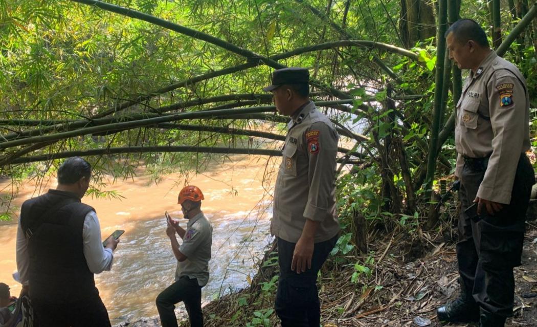 2 Bocah Hanyut Terseret Arus Sungai Brantas Malang, 1 Hilang 1 Selamat