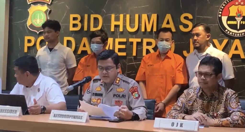 2 WNA Malaysia Ditangkap usai Tipu Nasabah Bank Bermodus Fake BTS