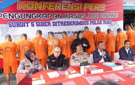 Bongkar Jaringan Judi Online Higgs Domino di Pekanbaru, Polisi Tangkap 12 Tersangka