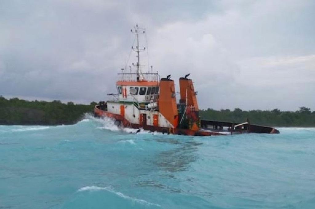 Kapal TB Iska 1165 Karam Dihantam Ombak di Perairan Buton Utara, 1 Tewas 7 Selamat