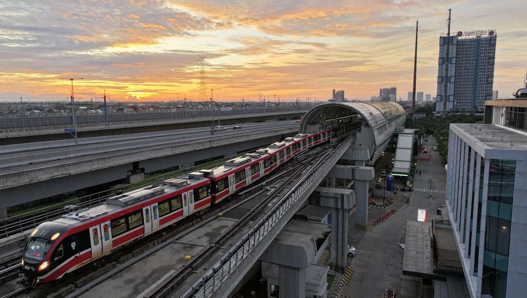 LRT Jabodebek Tambah Perjalanan Mulai 1 Juli 2025, Headway Kereta Dipangkas