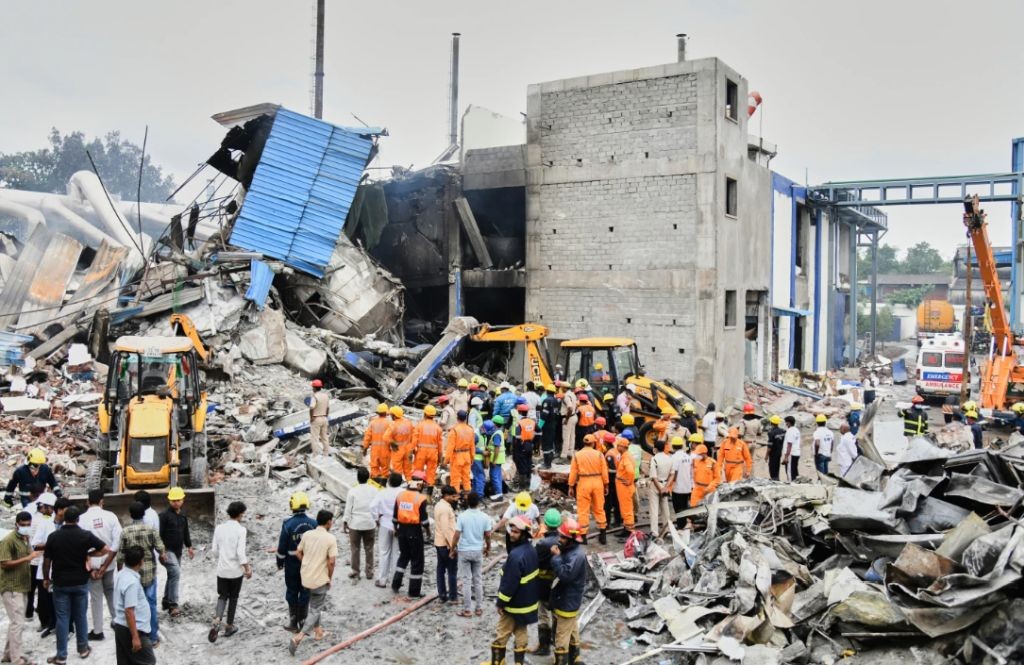 Pabrik Farmasi Meledak, 36 Orang Tewas