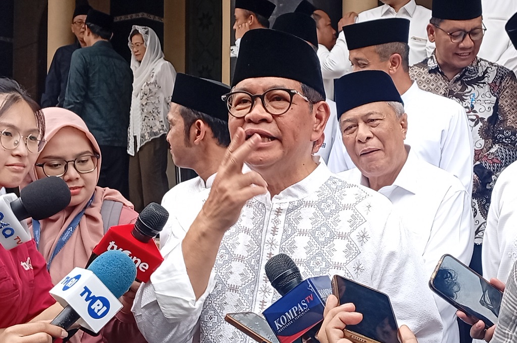 Pramono Wajibkan Tempat Karaoke hingga Klub Malam Punya Ruangan Khusus Merokok