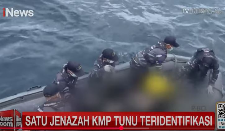 Tim SAR Kembali Temukan 2 Jenazah Korban KMP Tunu Pratama Jaya di Selat Bali