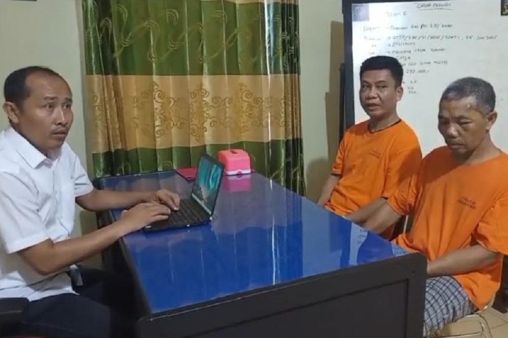 2 Pria Paruh Baya Tertangkap Basah Curi Motor di Jambi, Ditangkap Warga dan Polisi!