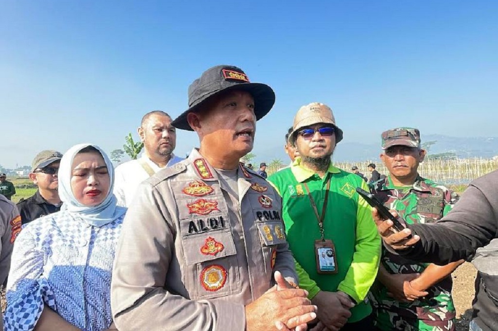 Polresta Bandung Sediakan Beras Murah Rp11.500 per Kg, Dijual di Polsek dan SIM Keliling