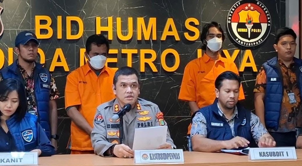 2 Pembajak Siaran Bola Ilegal Ditangkap, Raup Ratusan Juta Rupiah