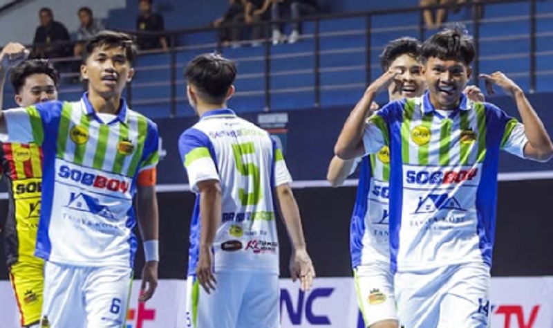 Hujan Gol di Sukoharjo! Member Radit FC Libas Futsal Mbak Adjeng 8-2 di Liga Futsal Nusantara 2025