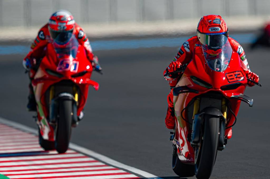 Ducati On Fire! Marc Marquez dan Francesco Bagnaia Nikmati Latihan di Balaton Park