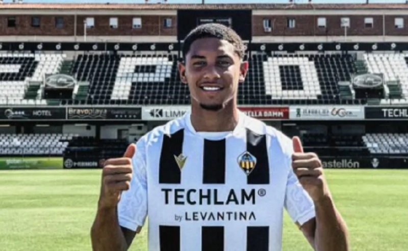 Profil dan Biodata Daijiro Chirino: Bek Berdarah Maluku yang Taklukkan Cristiano Ronaldo!
