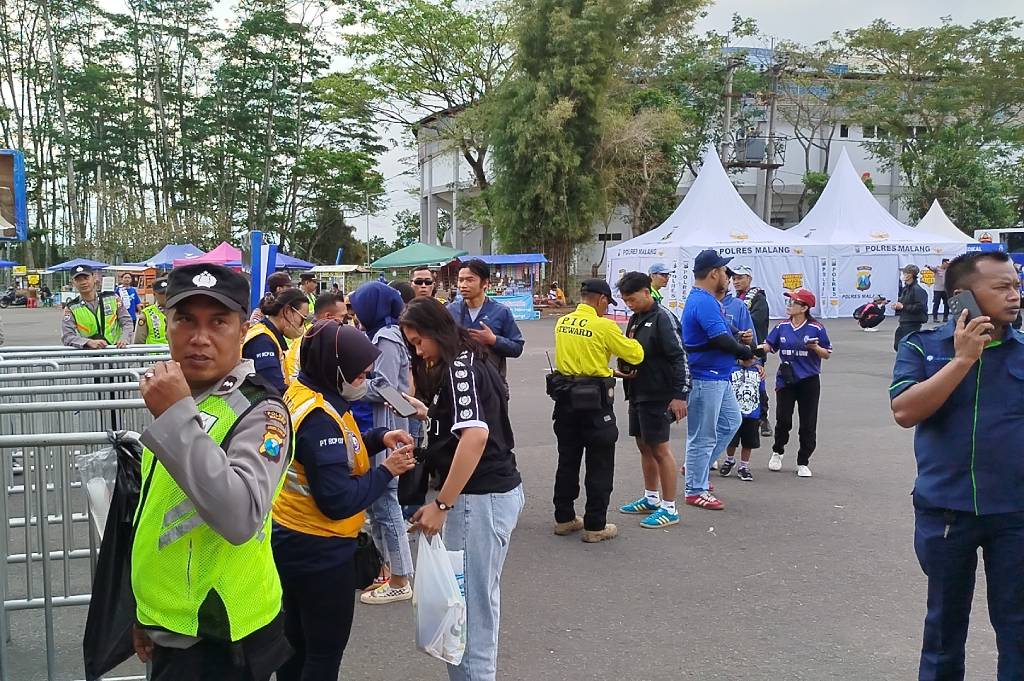 Trauma Tragedi 2022 Masih Membekas, Laga Arema FC di Kanjuruhan Sepi Meski Dijaga 1.402 Personel