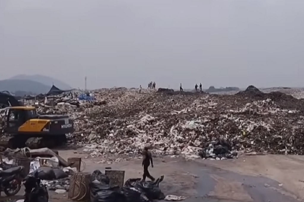 Kronologi TPA Galuga Bogor Longsor yang Tewaskan Operator Alat Berat