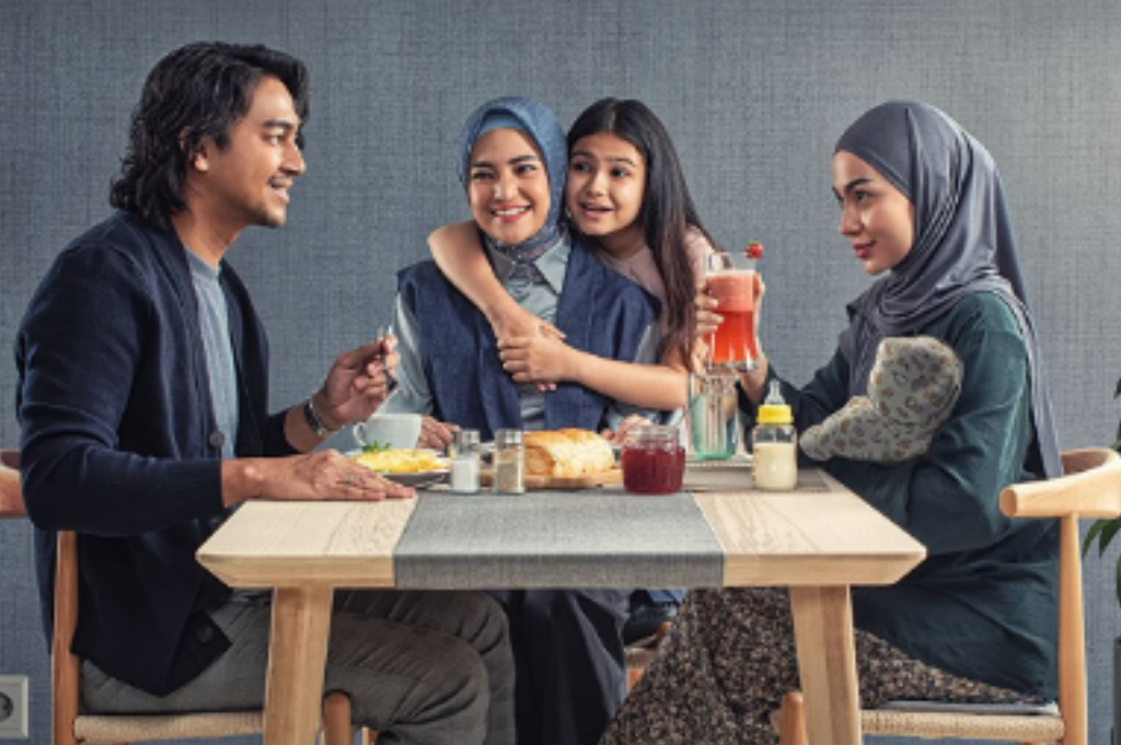 Sinopsis Film La Tahzan: Kisah Selingkuh Suami dan Pengasuh yang Bikin Ibu Muda Waspada!