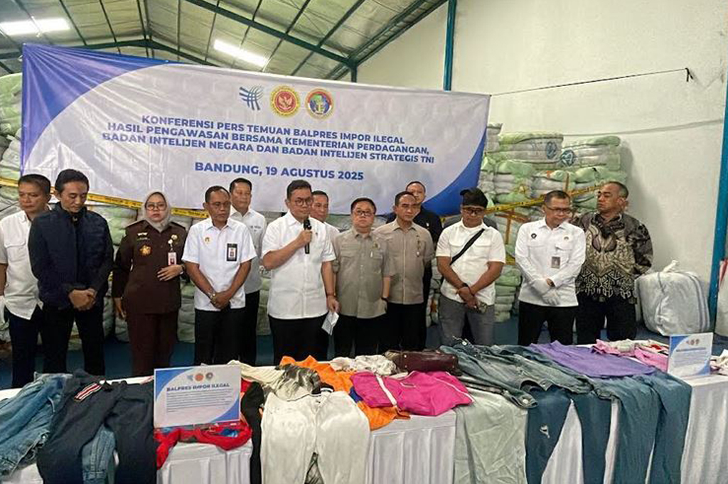 Mendag Budi Santoso Ungkap 7 Perusahaan Terlibat Impor Pakaian Bekas Ilegal di Bandung Raya