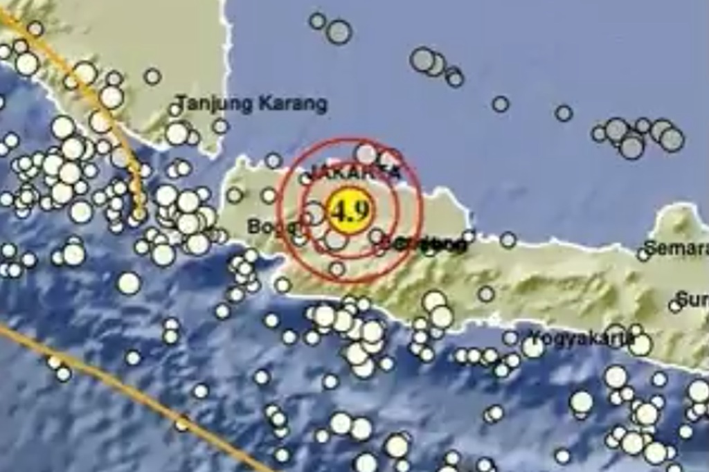 Gempa Bekasi Terasa di Bandung Barat, Warga Panik ke Luar Rumah