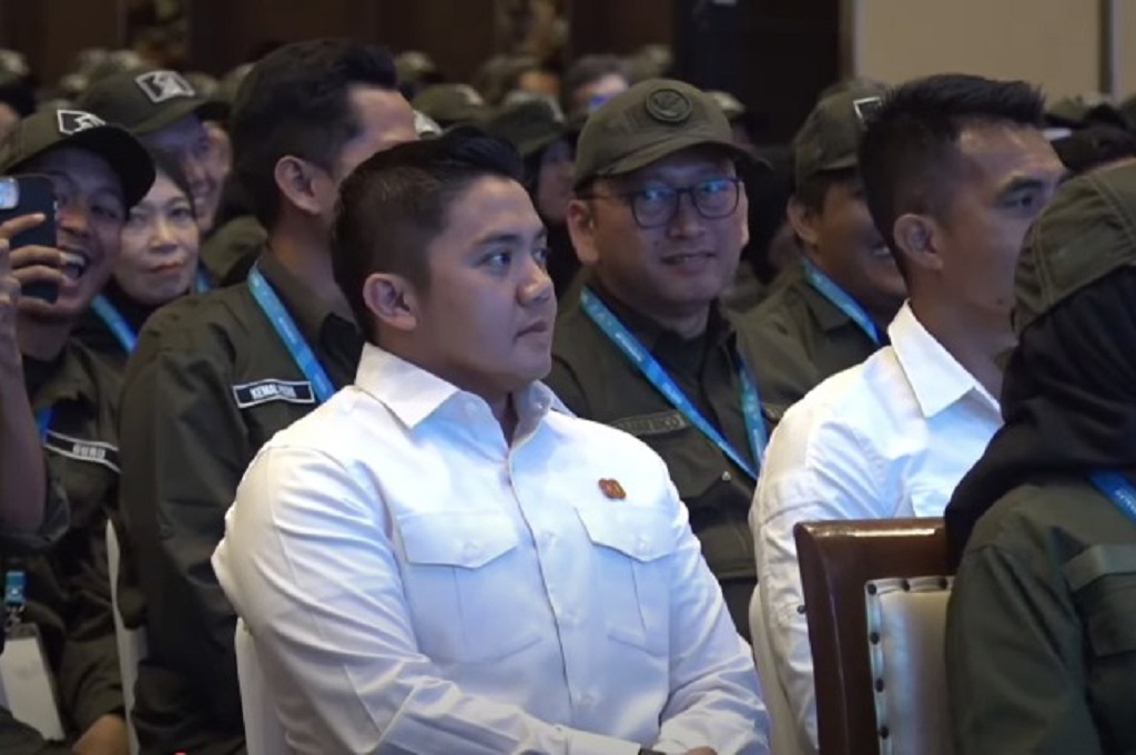 Seskab Teddy Didapuk Jadi Duta Sekolah Rakyat, Mensos Ungkap Alasannya