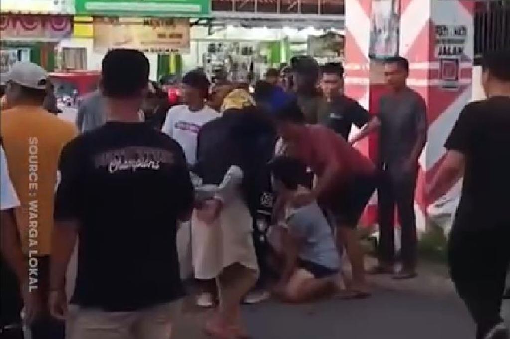Maling Motor Tertangkap saat Beraksi di Pesawaran Lampung, Babak Belur Diamuk Massa