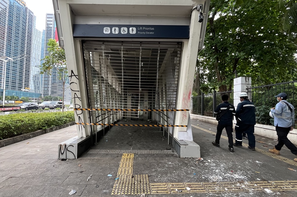 Stasiun MRT Istora Dirusak Massa, Banyak Barang Dijarah hingga CCTV Rusak