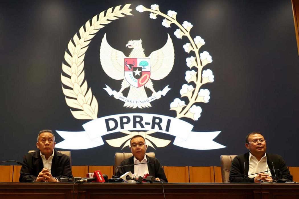 DPR Putuskan Ahmad Sahroni, Eko Patrio, Uya Kuya, Nafa Urbach dan Adies Kadir Tak Lagi Dapat Gaji serta Tunjangan 