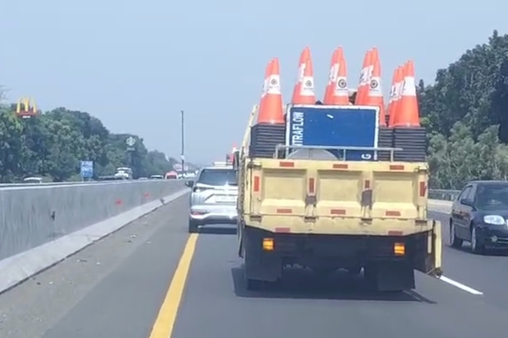 Lalin Normal, Contraflow Km 47-65 Tol Japek Dihentikan