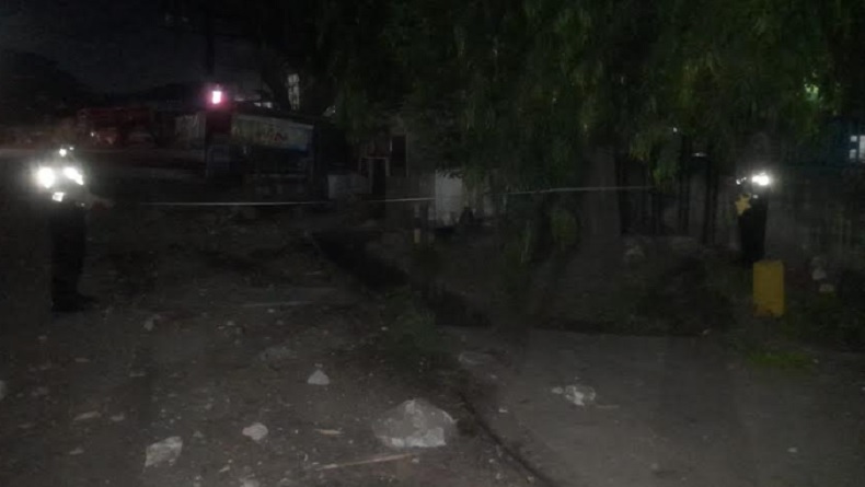 Innova Tabrak Kios Bensin dan Truk di Lampung, 1 Orang Tewas 6 Luka