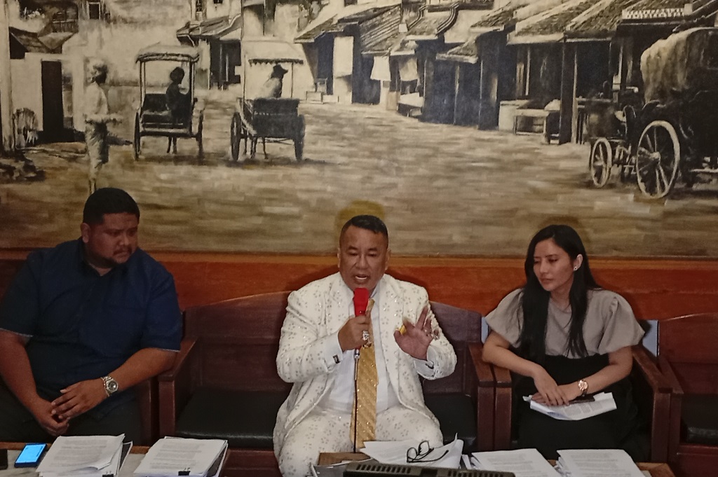 Hotman Buka Peluang Praperadilan usai Nadiem Jadi Tersangka Kasus Laptop