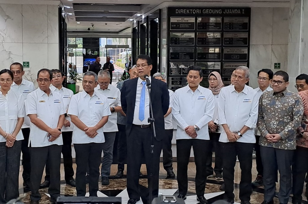 Respons Tuntutan 17+8, Purbaya: Ekonomi Tumbuh, Mereka akan Sibuk Cari Kerja Dibanding Demo