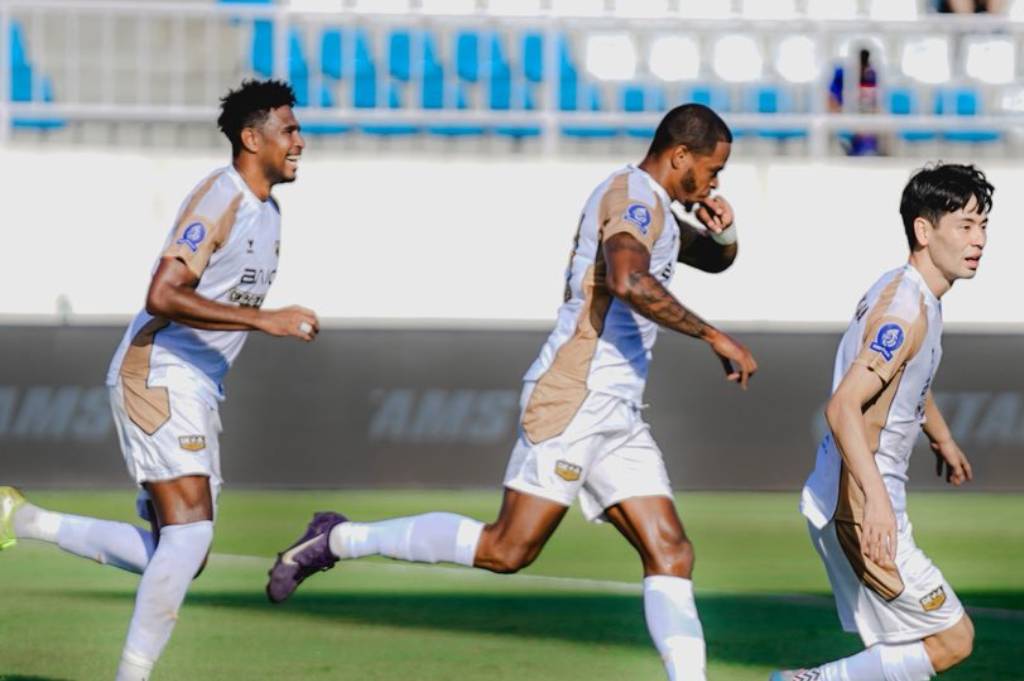 Hasil Arema FC vs Dewa United: Singo Edan Kalah Lagi, Gol Telat Dalberto Tak Cukup