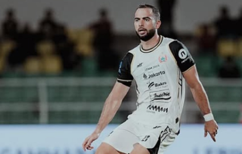 Terungkap! Ini Alasan Mauricio Souza Geser Jordi Amat dari Bek Jadi Gelandang