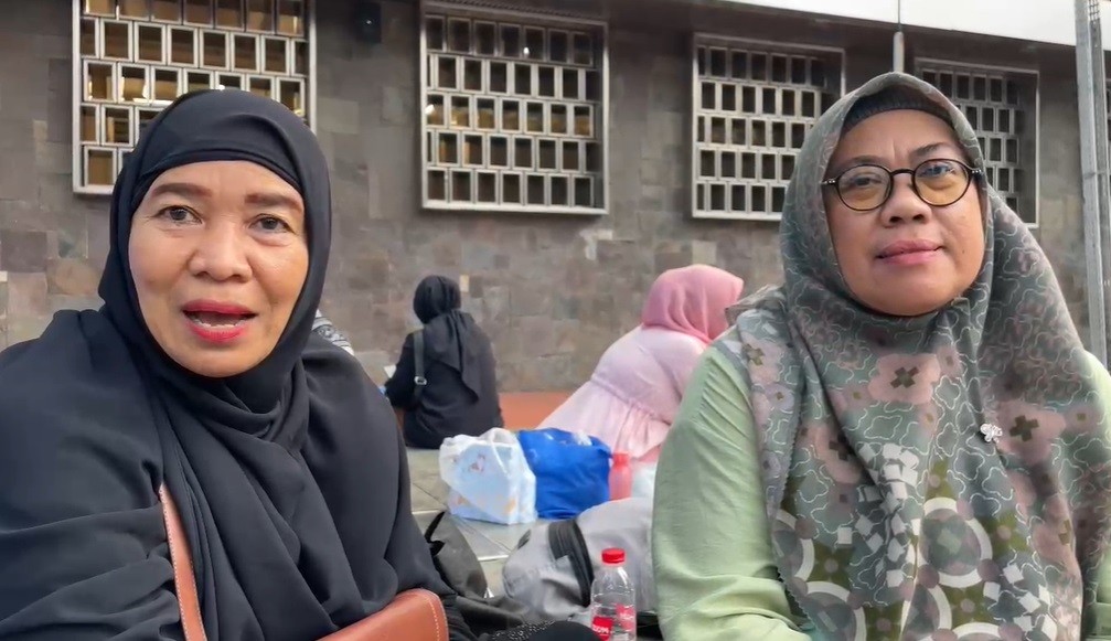 Jauh-Jauh dari Depok ke Istiqlal, Jemaah Ini Cari Ketenangan di Cahaya Hati Indonesia