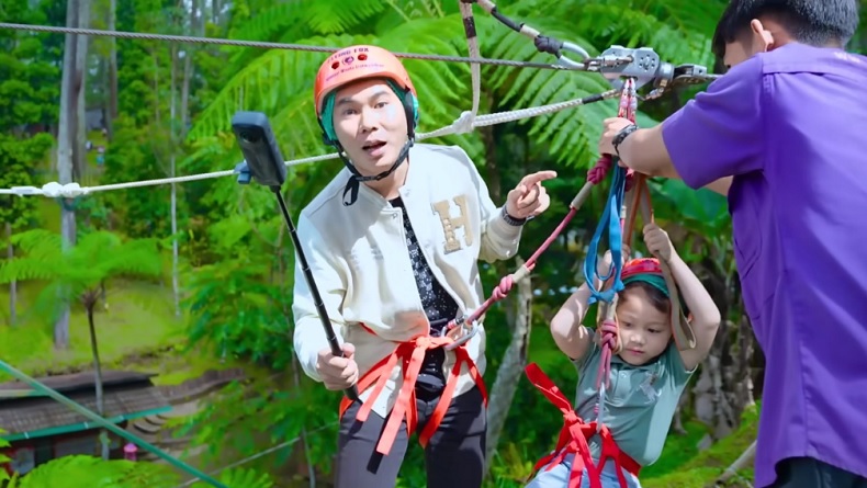 Outbound Seru di Bandung, Aletha Abew dan Keluarga Bikin Penonton Ikut Ketawa