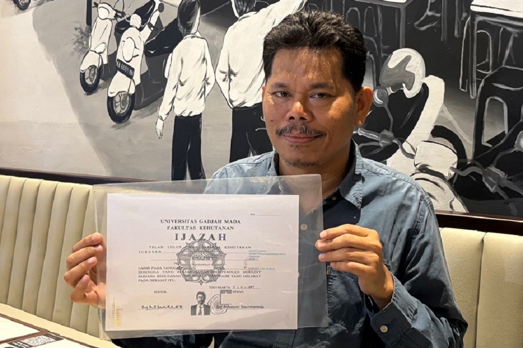 Bonatua Silalahi bakal Terima Salinan Ijazah Jokowi dari KPU DKI Hari Ini