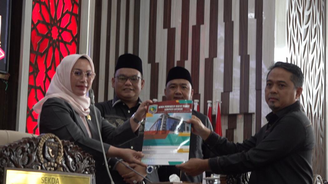 DPRD Kotabaru Gelar Rapat Paripurna, Bahas Laporan Bapemperda