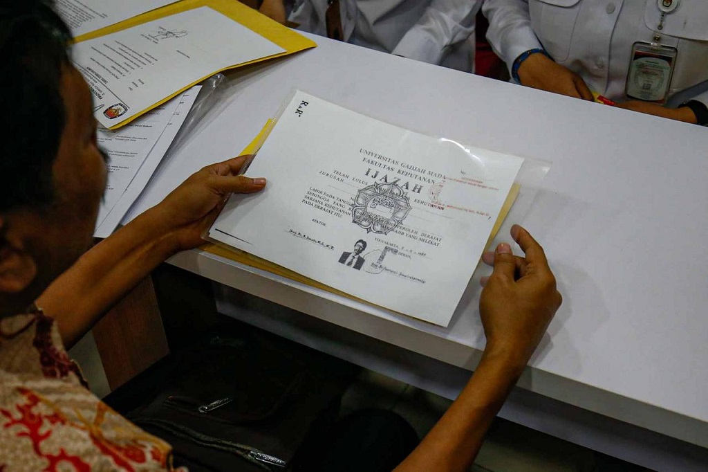 KPU Solo Buka Suara soal Heboh Salinan Ijazah Jokowi Dimusnahkan