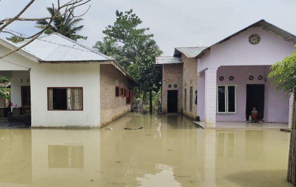 Banjir Rendam 686 Rumah di Serdangbedagai, BMKG Ingatkan Cuaca Ekstrem