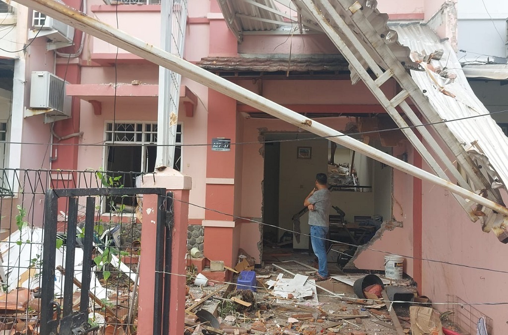 6 Rumah Rusak akibat Ledakan Gas di Cengkareng, 1 Korban Luka Parah