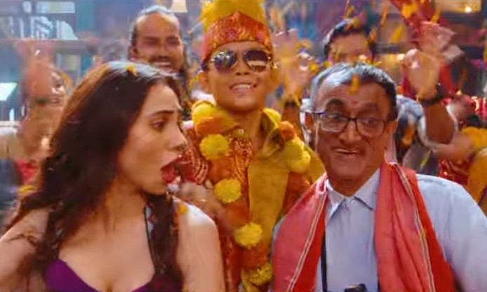 Baru Diunggah, Video Klip Dikha Pacu Jalur Bareng Penyanyi India Langsung Trending Tembus 4,9 Juta Penonton