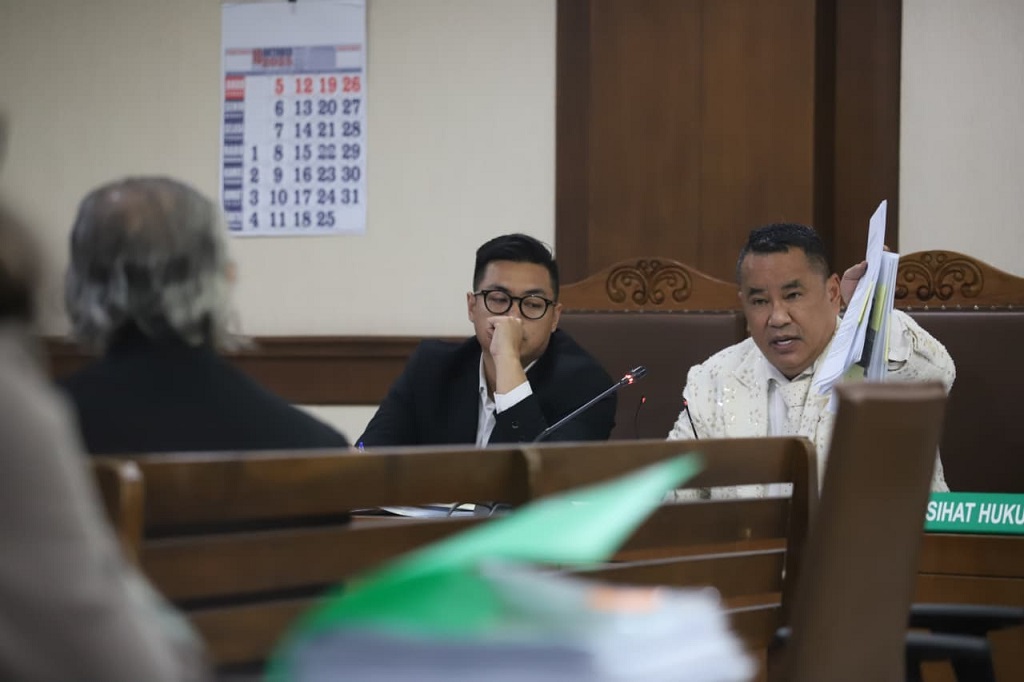 Saksi CMNP Lagi-Lagi Jawab Tak Tahu, Hotman Paris Blak-Blakan Buka Bukti Jual Beli: Menang Telak 12-0!