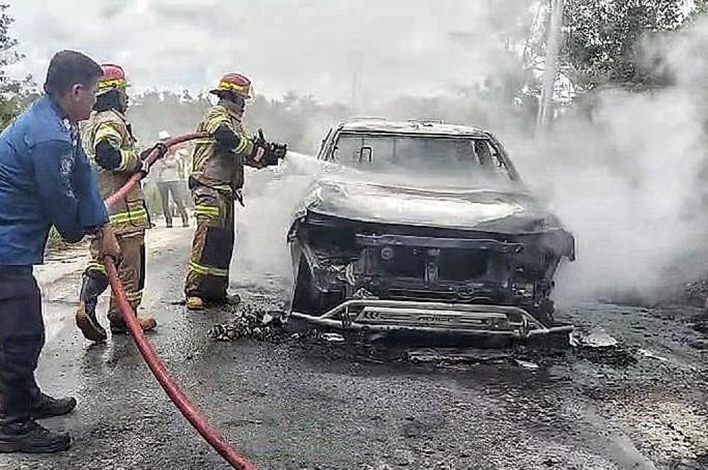 Geger! Mobil Terbakar Hebat di Barito Selatan, Diduga Korsleting Listrik di Mesin