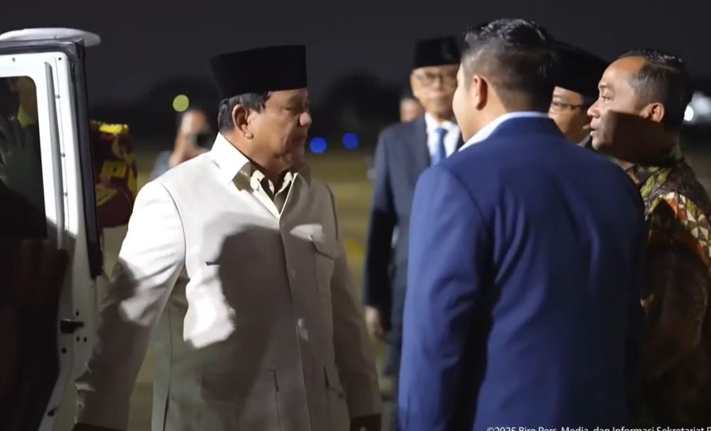 Prabowo Tiba di Tanah Air usai Hadiri KTT APEC Korsel, Dijemput Maung 